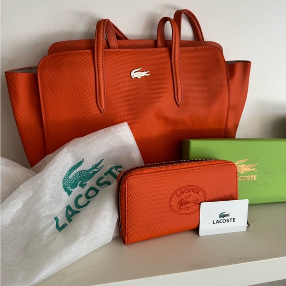 New Lacoste Women's Vibrant Orange Tote with matching wallet - Picture 16 of 16